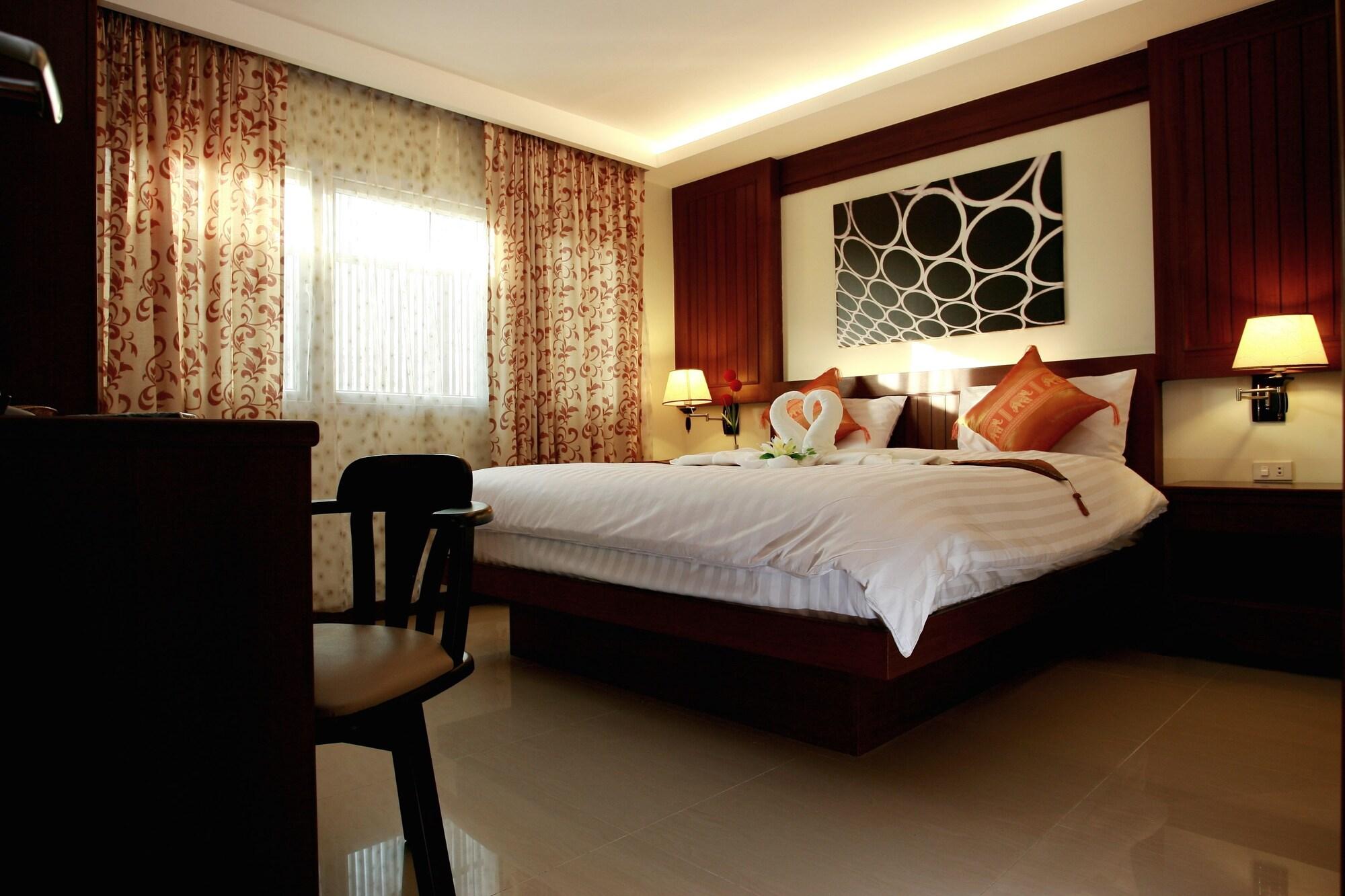 Patong Terrace Boutique Hotel Esterno foto