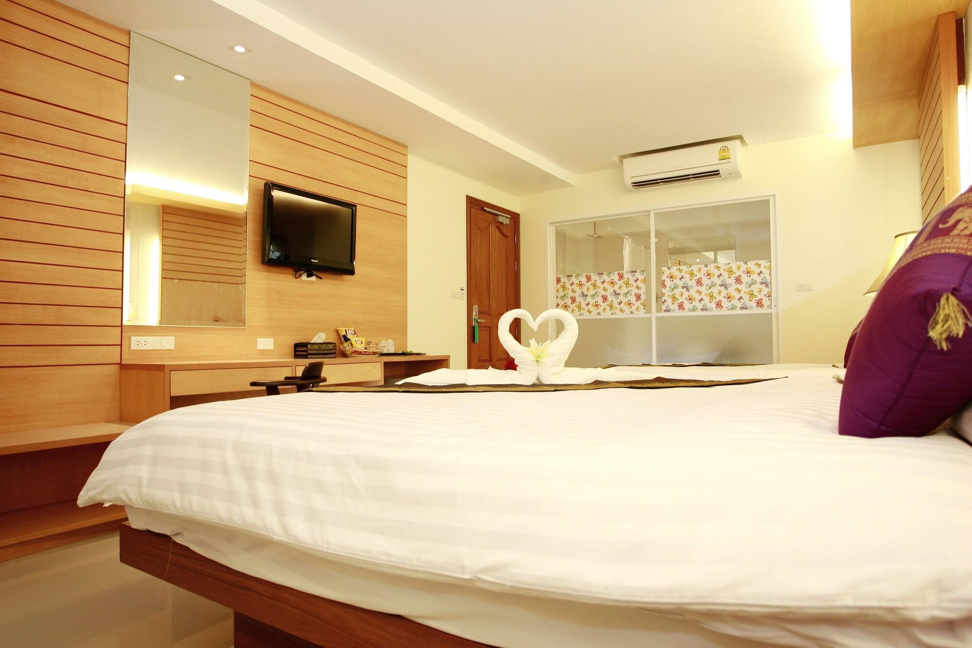 Patong Terrace Boutique Hotel Esterno foto