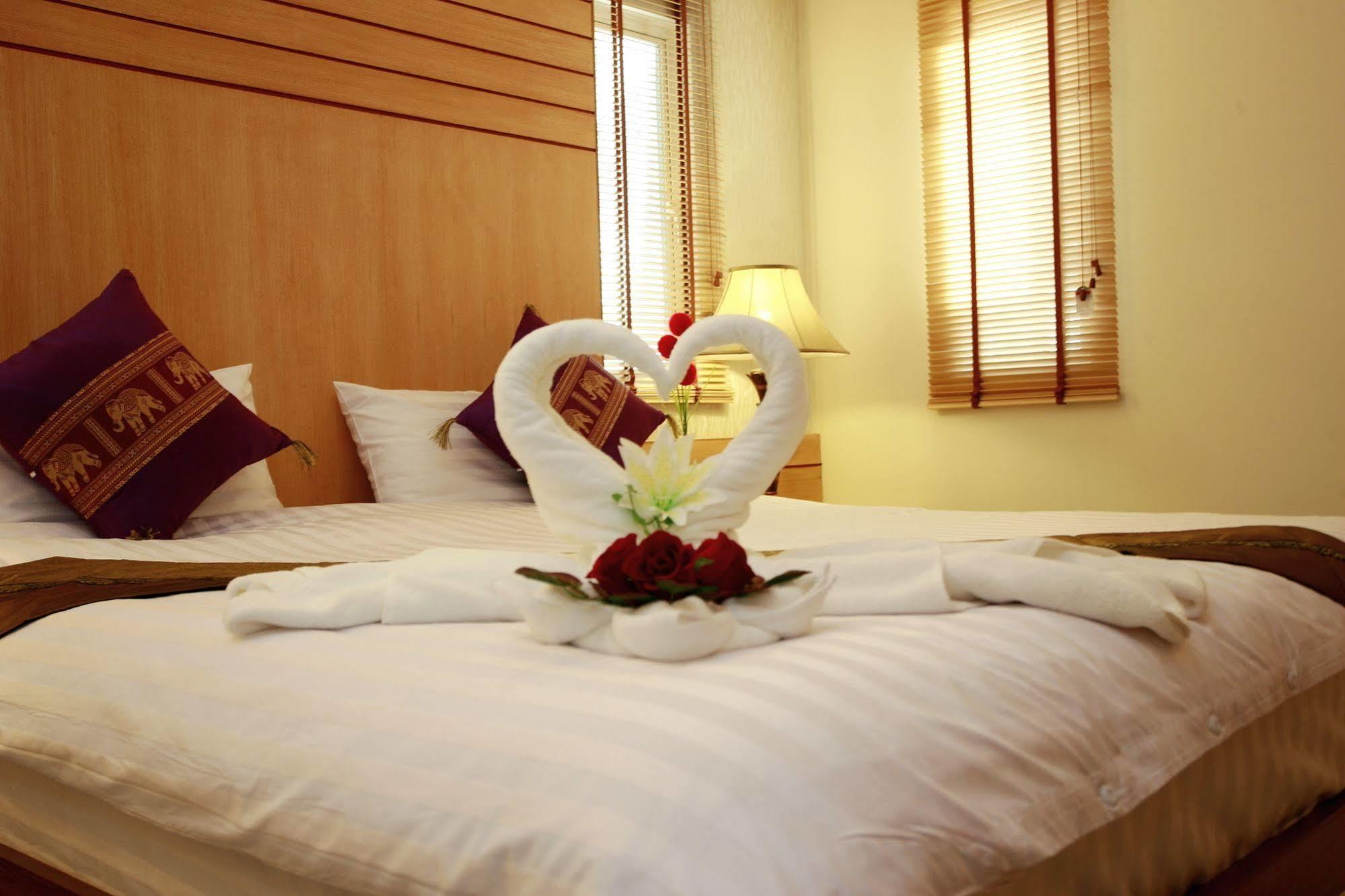 Patong Terrace Boutique Hotel Esterno foto